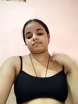 Snapshot of RAYI_123 chatting on 09/11/25, 05:02 RAYI 123 online show from 09/11/25, 05:02