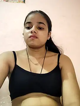 Snapshot of RAYI_123 chatting on 09/13/25, 05:40 RAYI 123 online show from 09/13/25, 05:40