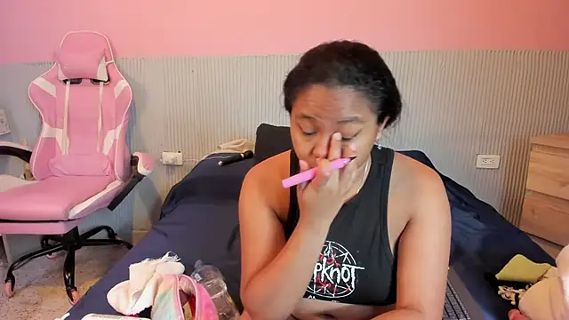 yeikafoxy online show from 11/27/25, 11:12