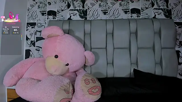 LucyRosse online show from 10/14/25, 11:11