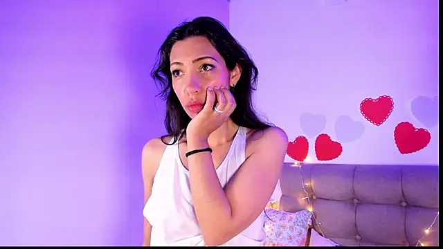 Miss veronicaa2 online show from 02/13/25, 12:00