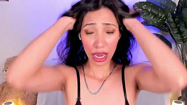 Miss veronicaa2 online show from 05/12/26, 01:19