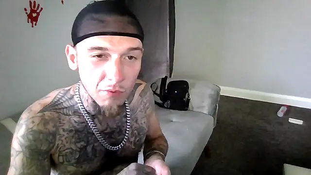 cruz815 online show from 10/29/25, 07:26