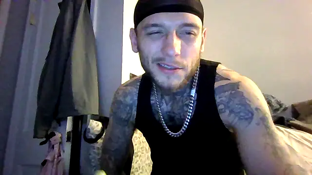 cruz815 online show from 05/18/26, 02:51