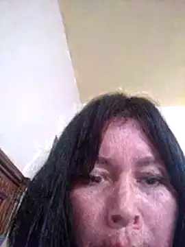 Snapshot of KellyPerlaxxx chatting on 02/14/26, 08:38 KellyPerlaxxx online show from 02/14/26, 08:38