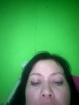 Snapshot of KellyPerlaxxx chatting on 04/07/26, 04:13 KellyPerlaxxx online show from 04/07/26, 04:13
