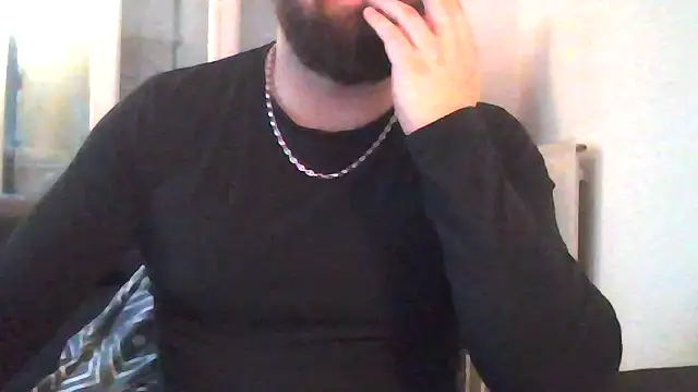 Snapshot of Zer_oki chatting on 11/14/25, 12:59 Zer oki online show from 11/14/25, 12:59