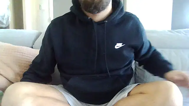 Snapshot of Zer_oki chatting on 01/13/26, 11:48 Zer oki online show from 01/13/26, 11:48