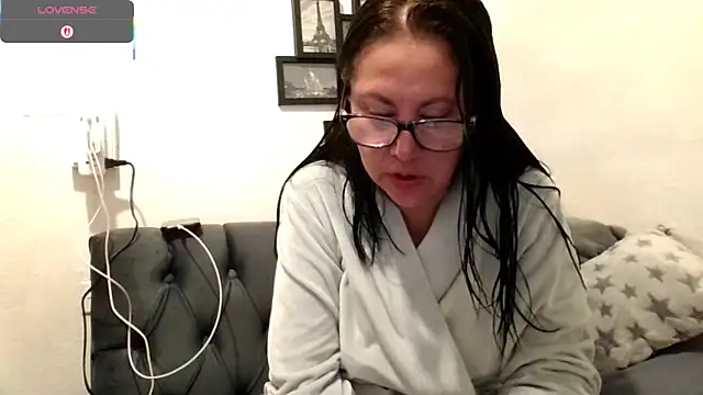 MirandaLatinaLovely online show from 10/21/25, 03:24