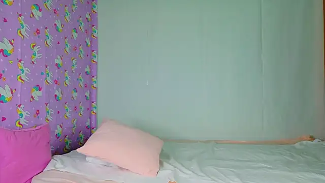 Snapshot of TwerkingCheerleader chatting on 10/03/25, 11:29 TwerkingCheerleader online show from 10/03/25, 11:29