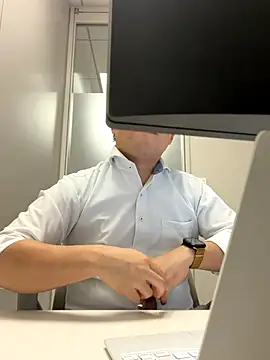 Nobu 469 online show from 10/14/25, 08:15