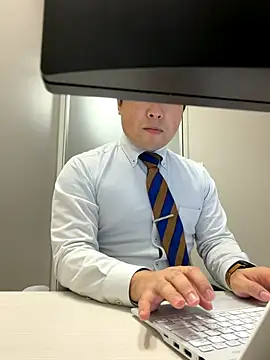 Nobu 469 online show from 12/18/25, 08:09