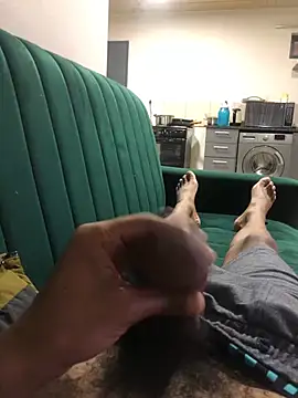 FuckBuddy0228 online show from 06/01/26, 09:16