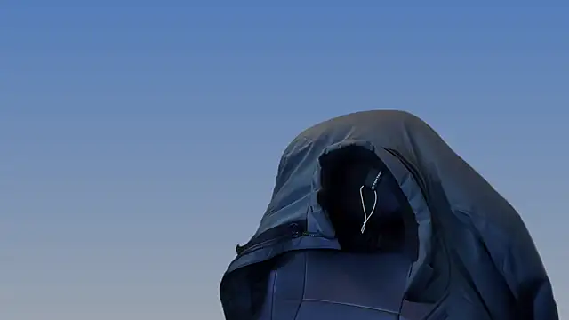 Snapshot of Christian87xxx chatting on 03/17/25, 07:57 Christian87xxx online show from 03/17/25, 07:57