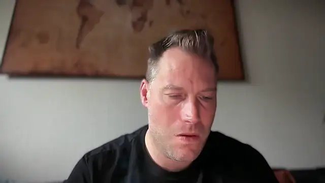 Snapshot of Christian87xxx chatting on 05/14/26, 05:47 Christian87xxx online show from 05/14/26, 05:47