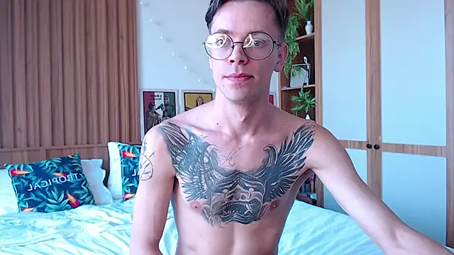 William Henry  online show from 02/13/26, 08:21