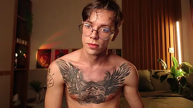 William Henry  online show from 03/27/26, 01:44