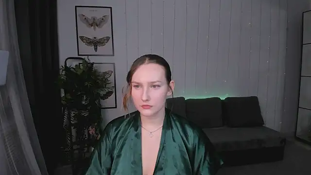 MaryWaddell online show from 02/02/25, 06:15