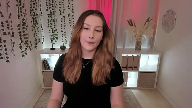 MaryWaddell online show from 02/05/25, 03:52