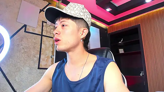 marcuscollins1  online show from 12/01/25, 01:38