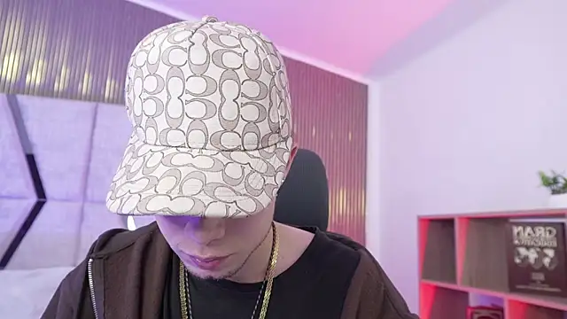 marcuscollins1  online show from 01/07/26, 02:19