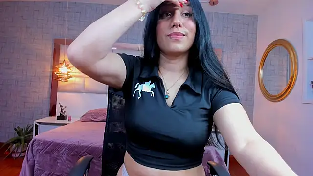 Nohemi louse online show from 05/26/26, 07:32