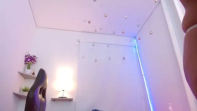 Roxy Stonee online show from 03/08/25, 01:28