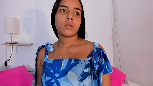 Roxy Stonee online show from 01/07/26, 07:27