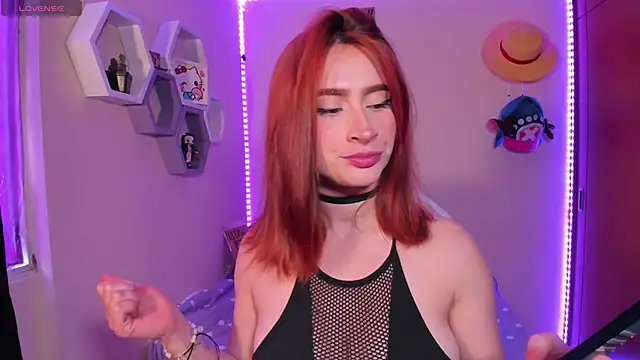 chloe rockss  online show from 03/07/25, 06:54