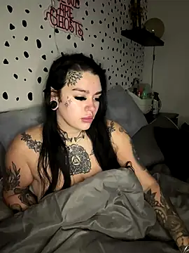 tempzzz12 online show from 11/12/25, 08:15