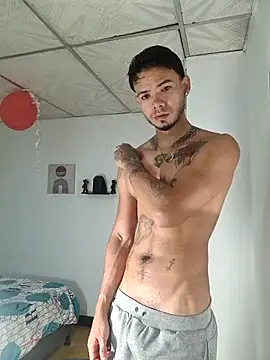 Niick01  online show from 11/12/25, 04:51