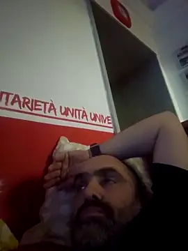 fuocovivo4 online show from 02/16/25, 10:32