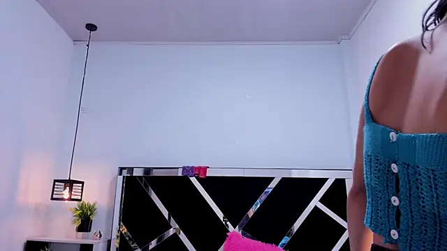 Annyrosee online show from 03/08/25, 08:57