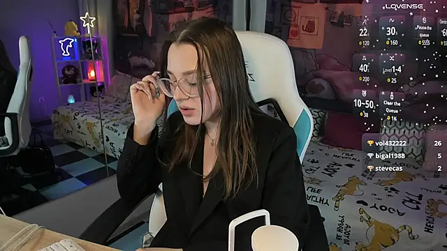 Snapshot of kaisajenner chatting on 02/21/25, 08:49 kaisajenner online show from 02/21/25, 08:49