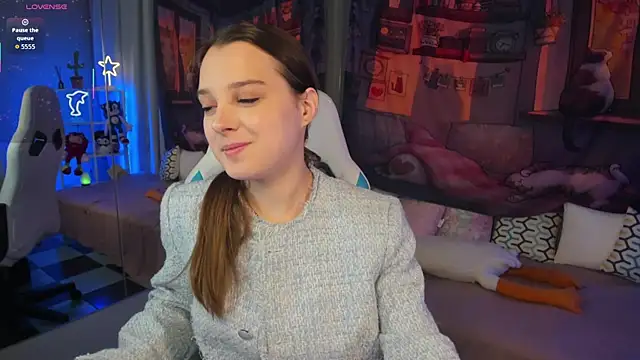 kaisajenner online show from 11/30/25, 05:17