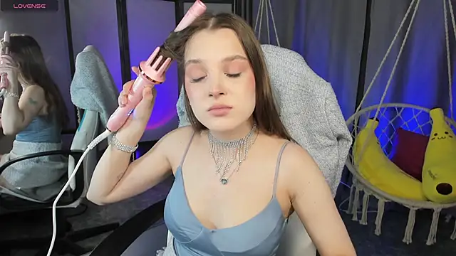 kaisajenner online show from 02/19/26, 09:16