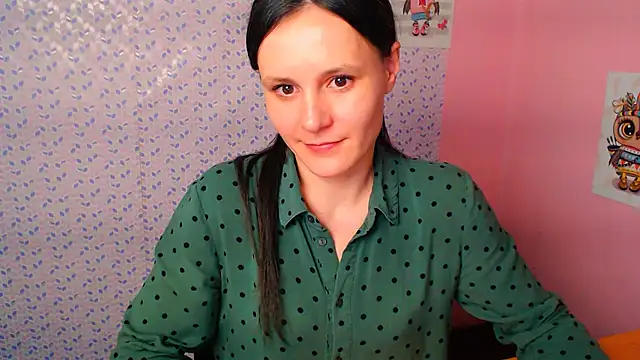 Snapshot of ValeriaHeart_ chatting on 02/07/25, 04:56 ValeriaHeart online show from 02/07/25, 04:56