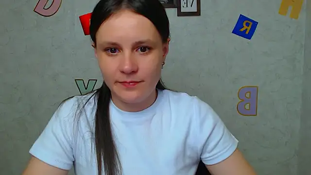 Snapshot of ValeriaHeart_ chatting on 03/17/25, 01:18 ValeriaHeart online show from 03/17/25, 01:18