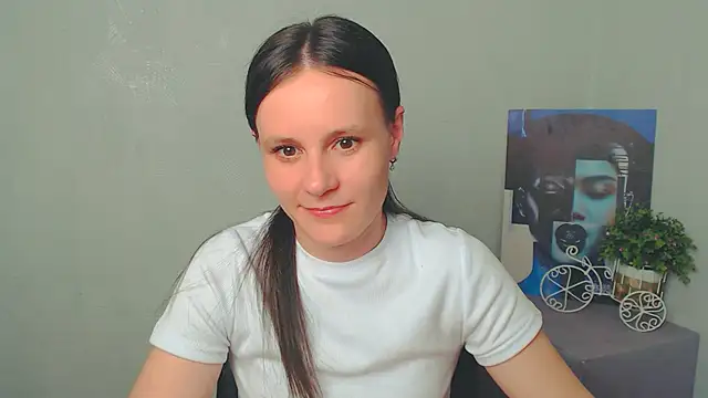 Snapshot of ValeriaHeart_ chatting on 03/20/25, 04:31 ValeriaHeart online show from 03/20/25, 04:31