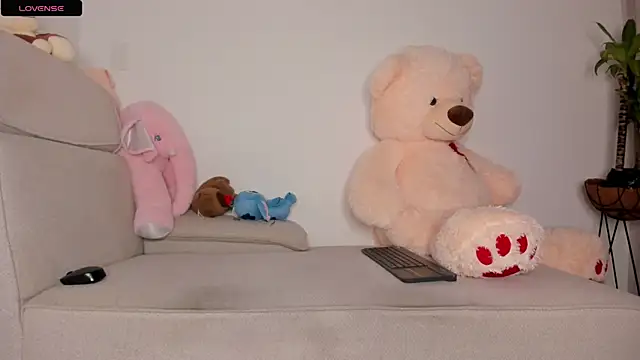curly sweett1 online show from 07/14/26, 01:06