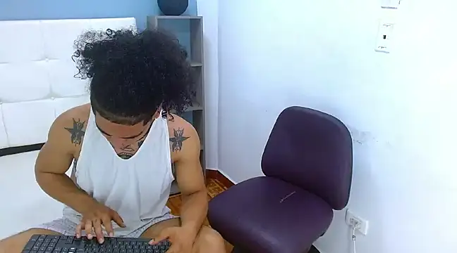 LihanJor 23 online show from 02/16/25, 03:26