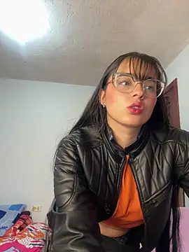 megan cl online show from 03/11/25, 11:04