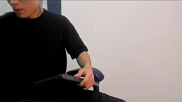 roan birkin online show from 10/17/25, 07:27