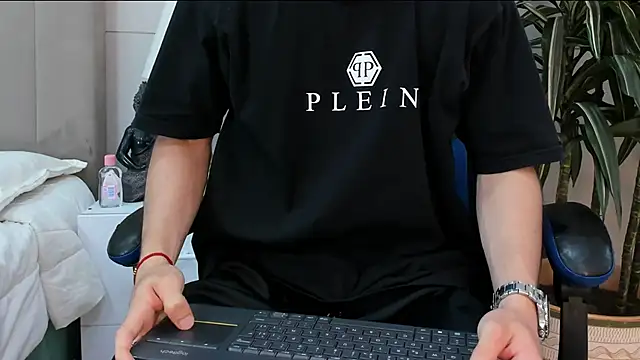 roan birkin online show from 04/27/26, 09:24
