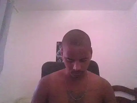 Snapshot of ONegodoce25 chatting on 05/18/26, 05:41 ONegodoce25 online show from 05/18/26, 05:41