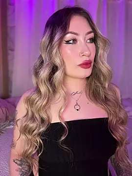 Lally Valencia   online show from 06/27/26, 03:00