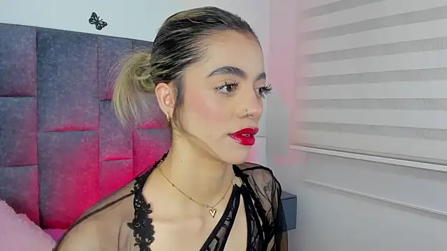 Violetta Ficher online show from 03/16/26, 05:44