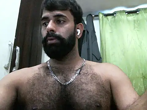 Snapshot of indianhairybull chatting on 10/11/25, 12:15 indianhairybull online show from 10/11/25, 12:15