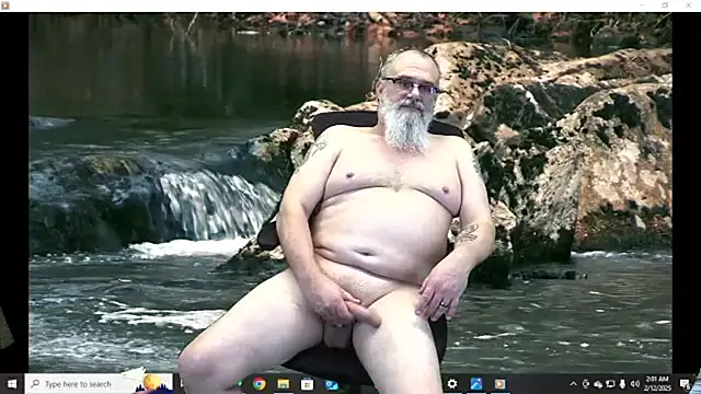 Snapshot of BigManCandy chatting on 02/12/25, 07:02 BigManCandy online show from 02/12/25, 07:02
