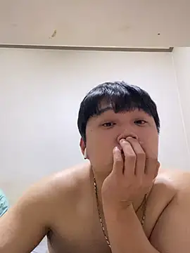 offwhite777 online show from 02/04/25, 06:38